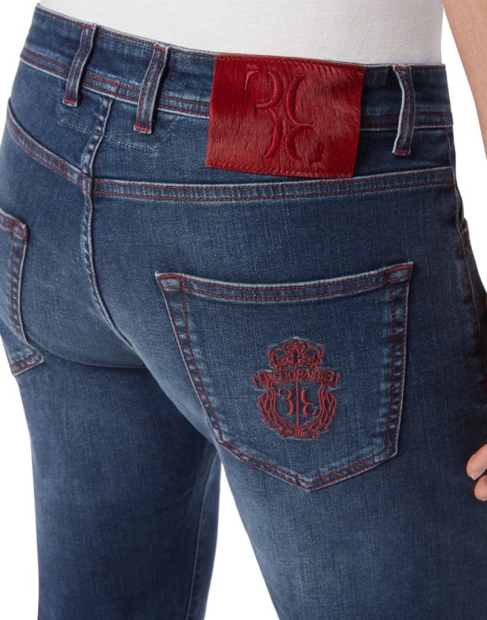 джинсы прямые  из италии вид сбоку