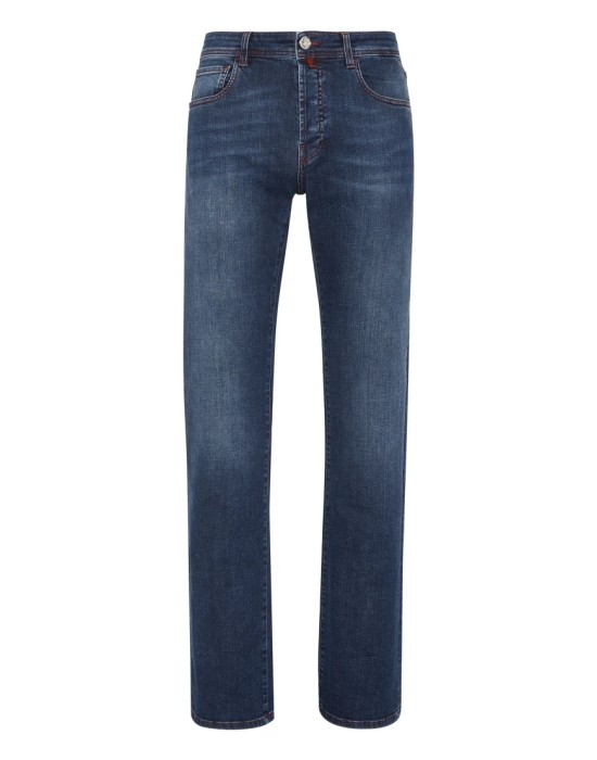 Товар синего цвета с внутренней стороны