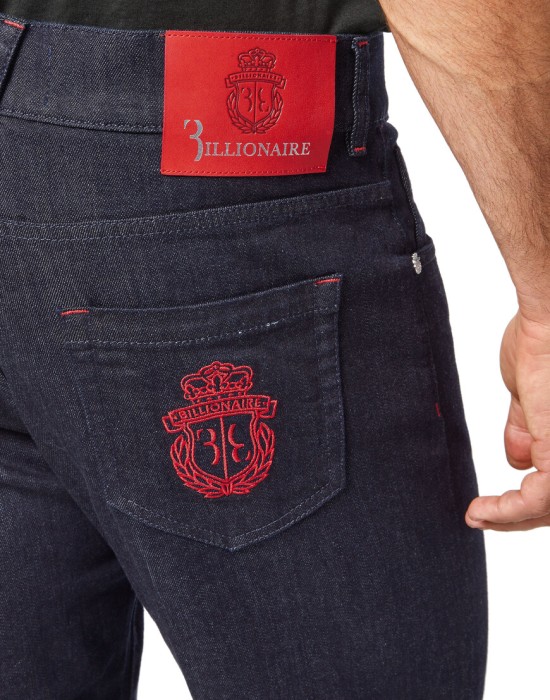 Товар синего цвета с внутренней стороны