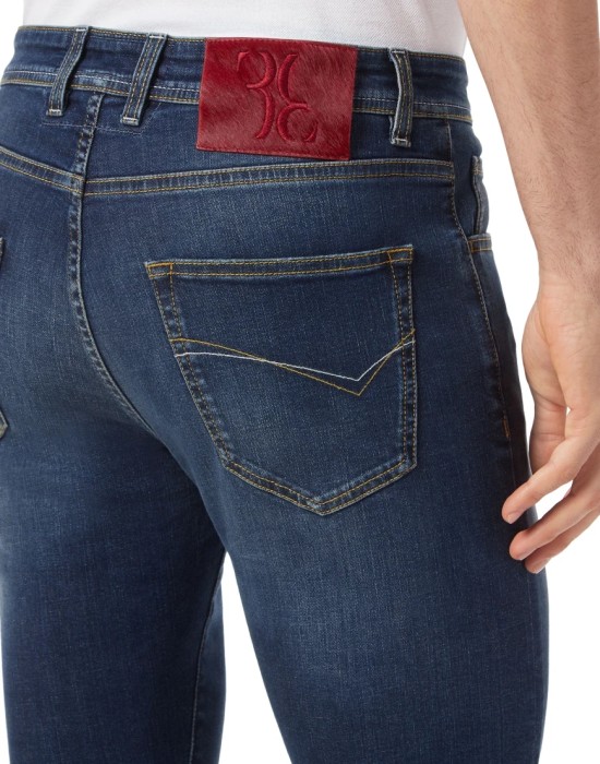 джинсы прямые  из италии вид сбоку