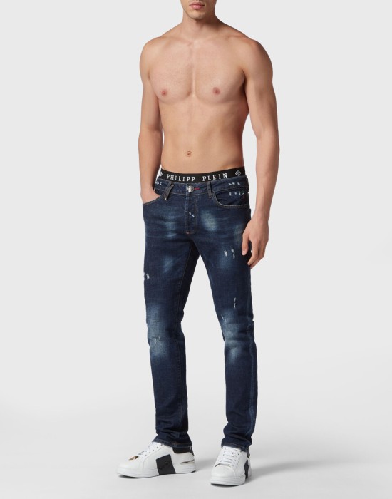 джинсы прямые  по цене 48064 руб вид справа