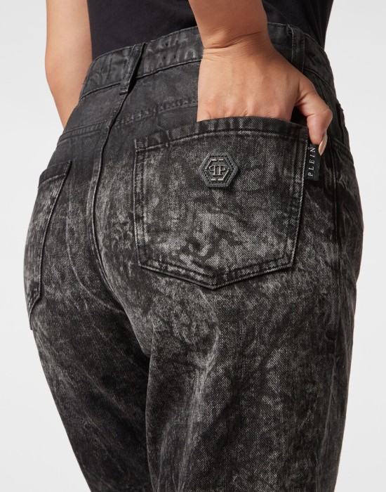 джинсы прямые  из проверенных материалов спереди