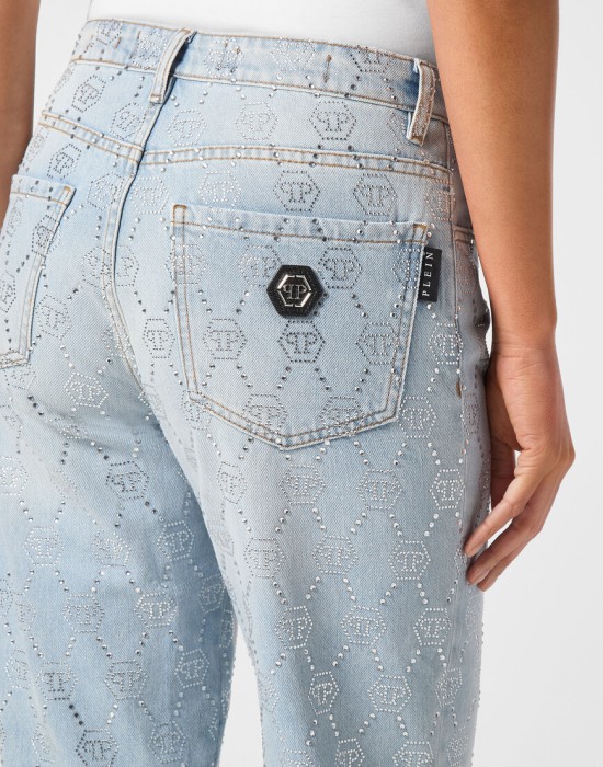 джинсы прямые  из проверенных материалов спереди