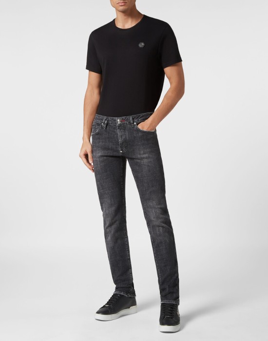 Товар серого цвета с внутренней стороны