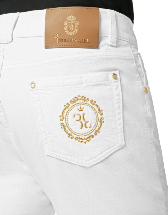 Товар белого цвета с внутренней стороны