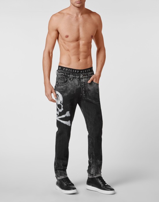 джинсы прямые  по цене 43413 руб вид справа