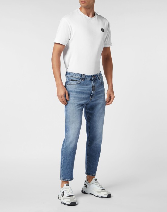 Товар синего цвета с внутренней стороны