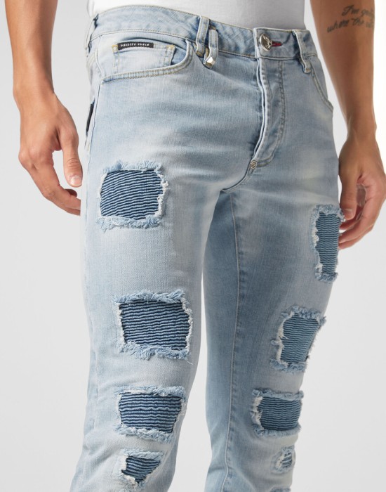 джинсы прямые  из проверенных материалов спереди