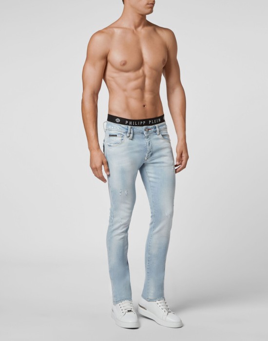 Товар голубого цвета с внутренней стороны