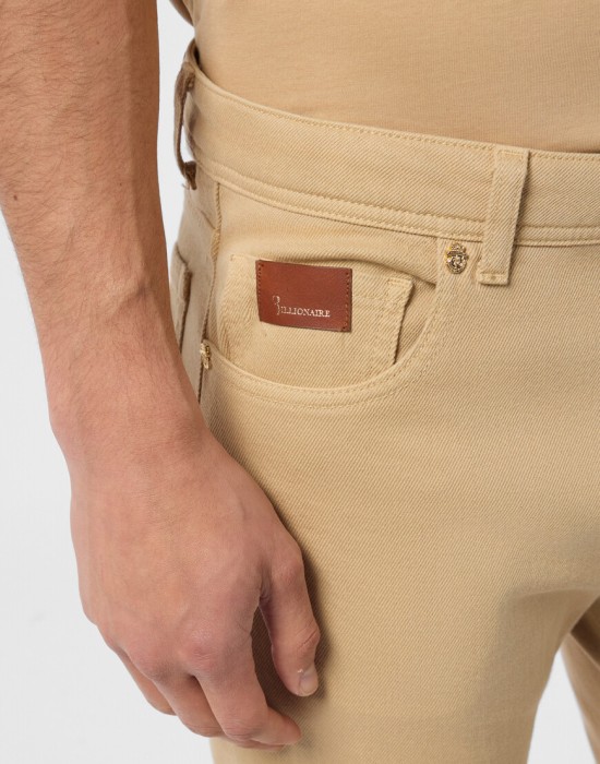 джинсы прямые  из проверенных материалов спереди