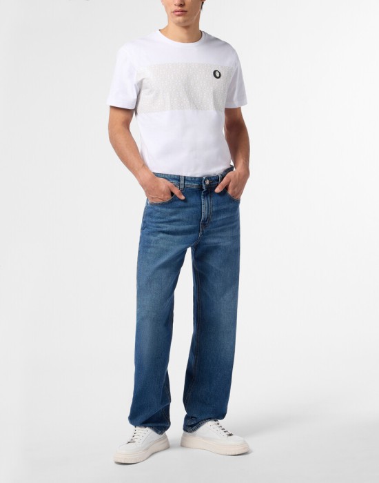 Товар синего цвета с внутренней стороны