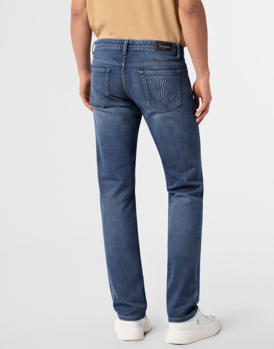 джинсы прямые  из италии вид сбоку