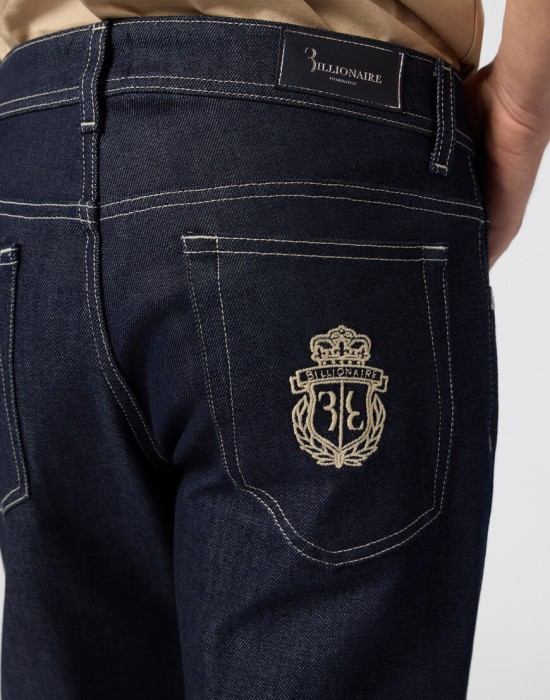 джинсы прямые  из проверенных материалов спереди