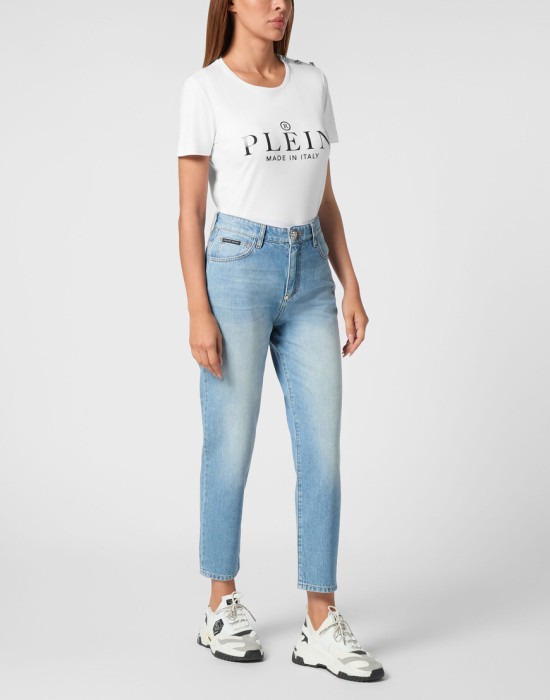 Товар голубого цвета с внутренней стороны