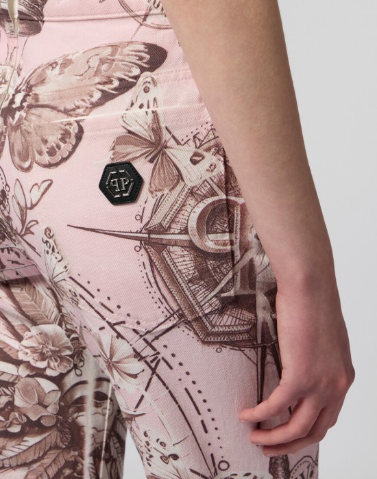 джинсы прямые  из проверенных материалов спереди