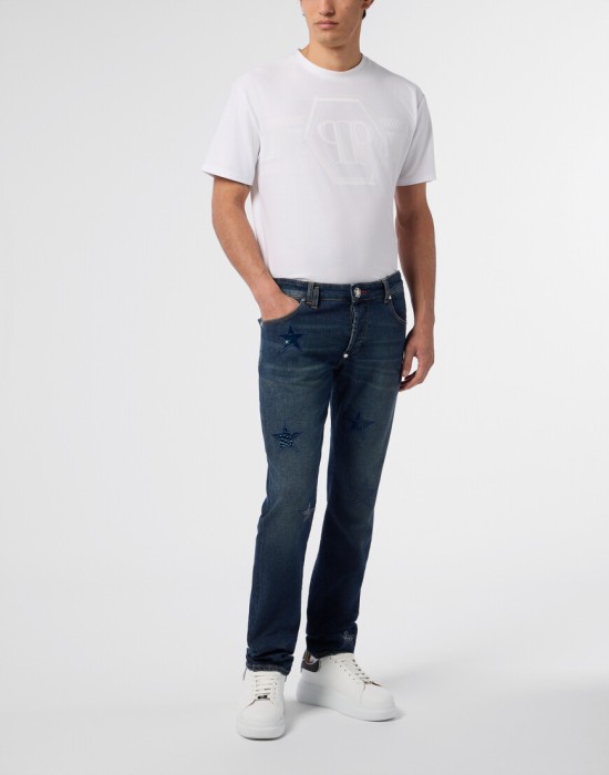 Товар синего цвета с внутренней стороны