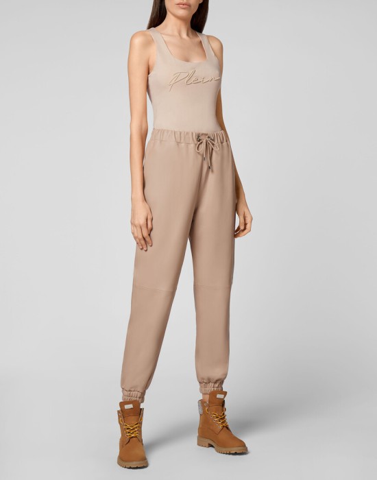 джинсы прямые  по цене 104655 руб вид справа