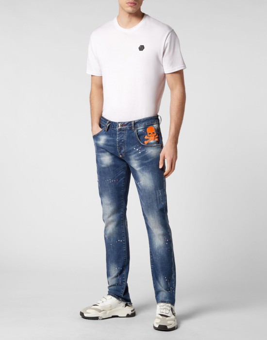 джинсы прямые  по цене 51680 руб вид справа