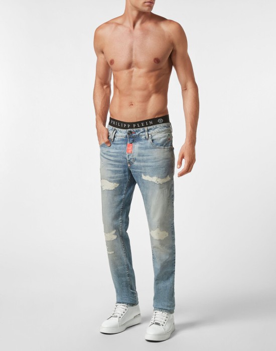 джинсы прямые  по цене 55818 руб вид справа