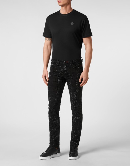 джинсы прямые  по цене 180880 руб вид справа