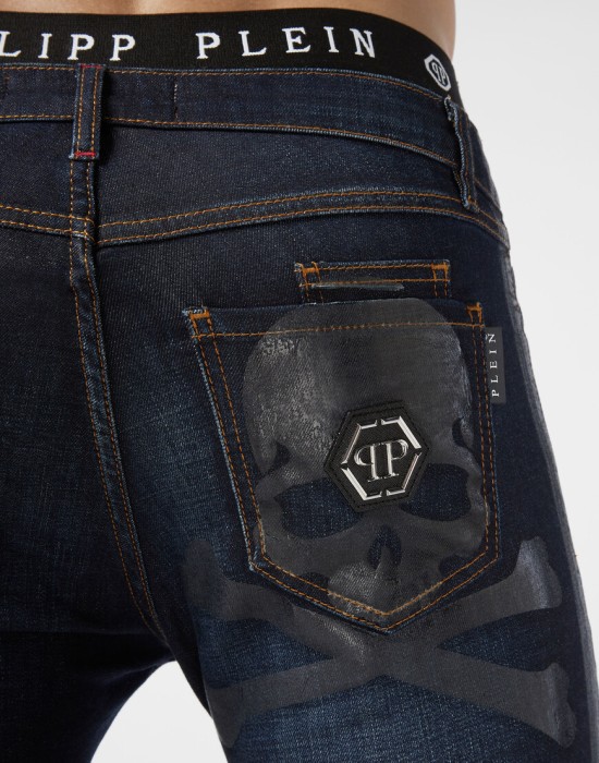 джинсы прямые  из проверенных материалов спереди