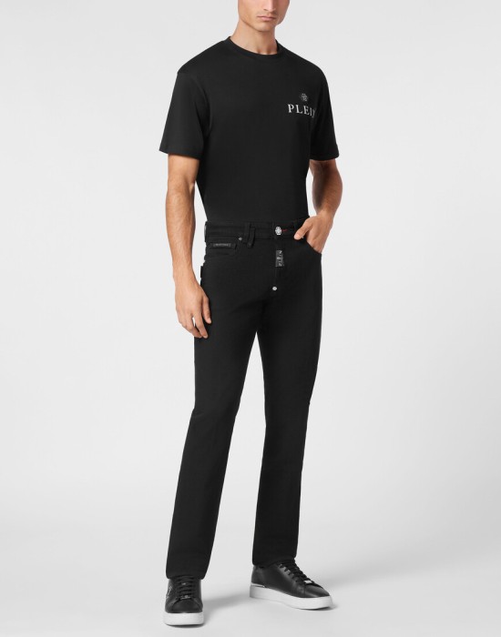 Товар белого цвета с внутренней стороны