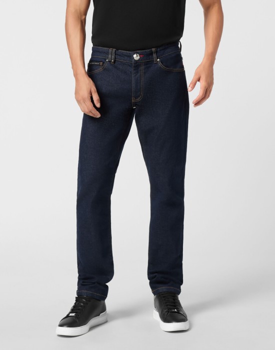 джинсы прямые  по цене 35730 руб вид справа