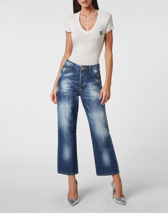 Товар синего цвета с внутренней стороны