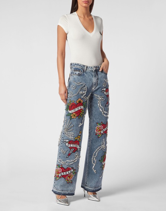 Товар голубого цвета с внутренней стороны