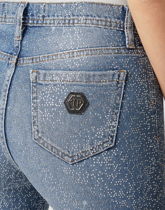 Товар голубого цвета с внутренней стороны