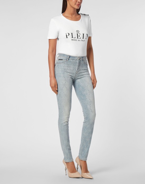 Товар голубого цвета с внутренней стороны