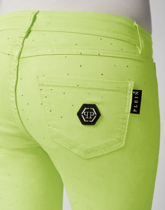 джинсы зауженные  из проверенных материалов спереди