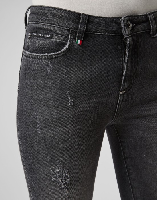 джинсы зауженные  из проверенных материалов спереди