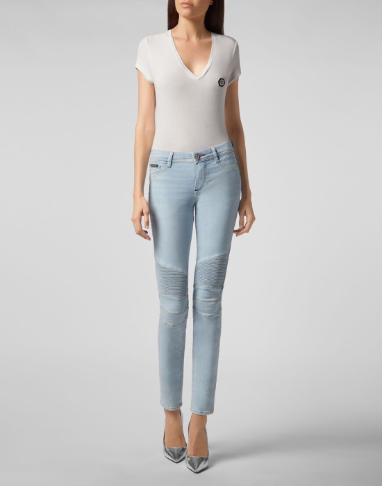 Товар голубого цвета с внутренней стороны