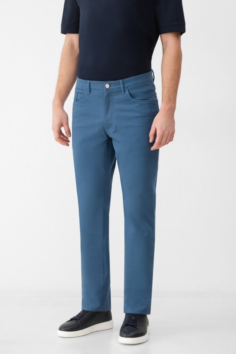 джинсы  J5T002M0170VZLVP0 N072 фотография