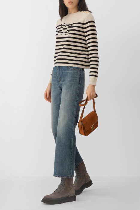 джинсы  из хлопка спереди