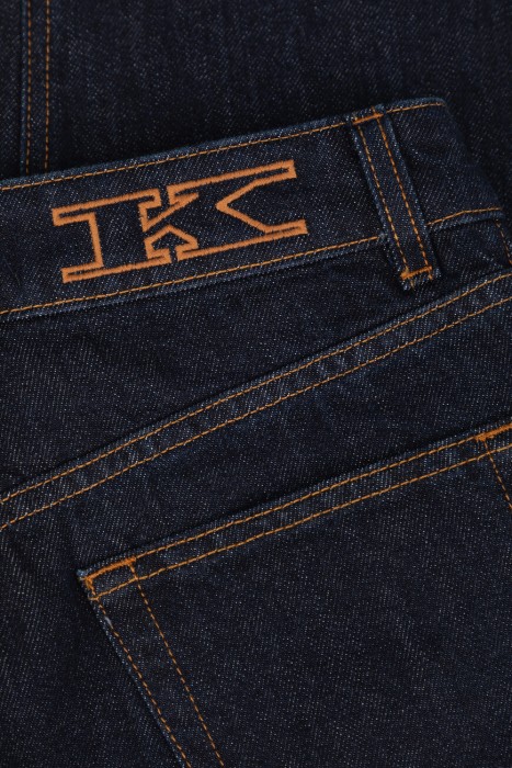 джинсы  для взрослого возраста с изнаночной стороны