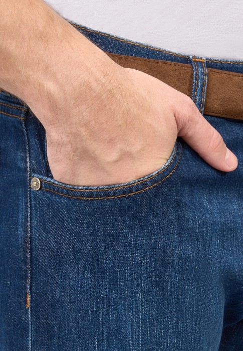 джинсы  из проверенных материалов спереди