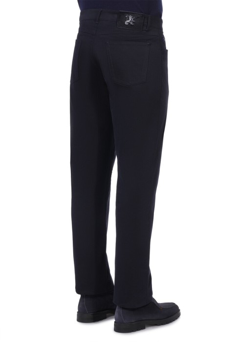 джинсы  из проверенных материалов спереди