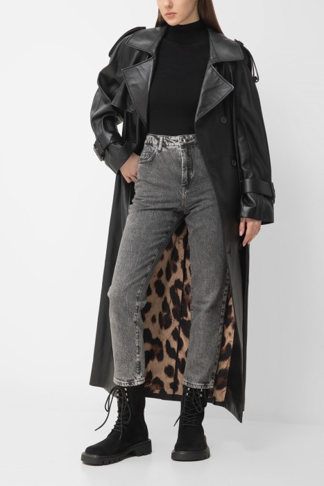 джинсы  из хлопка спереди