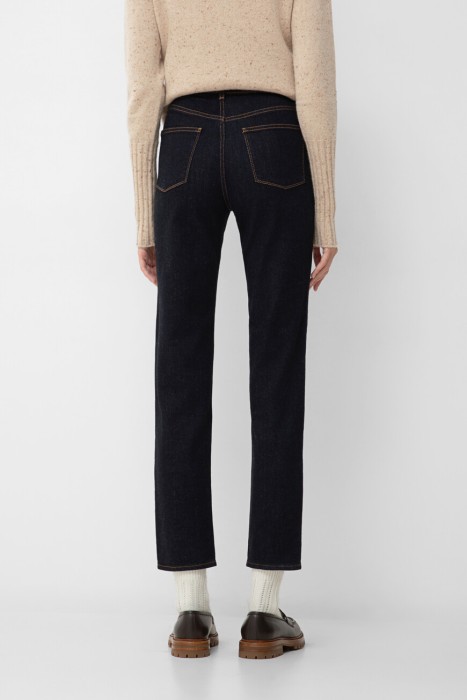 джинсы  от бренда kiton вид слева