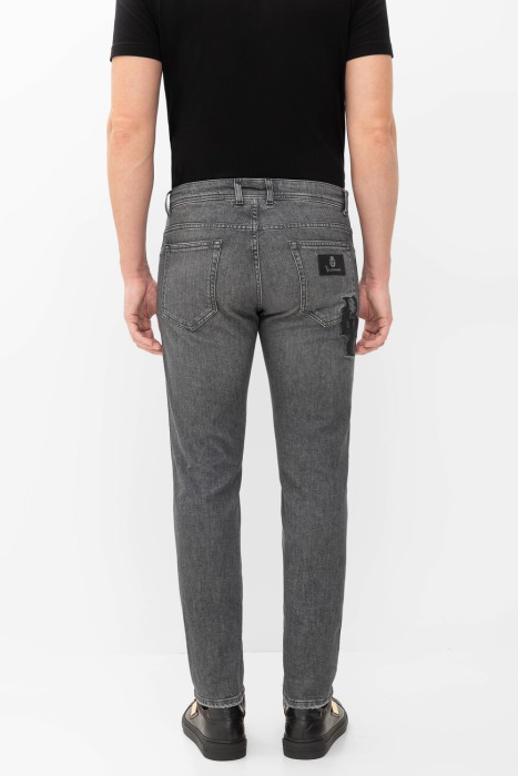 джинсы  от бренда billionaire вид слева