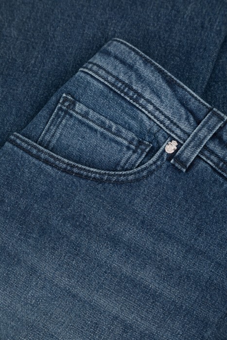 джинсы  повседневного стиля с лицевой стороны