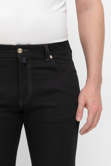 джинсы  из италии вид сбоку