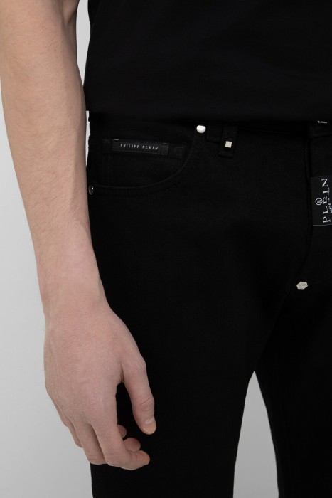 джинсы  из хлопка спереди