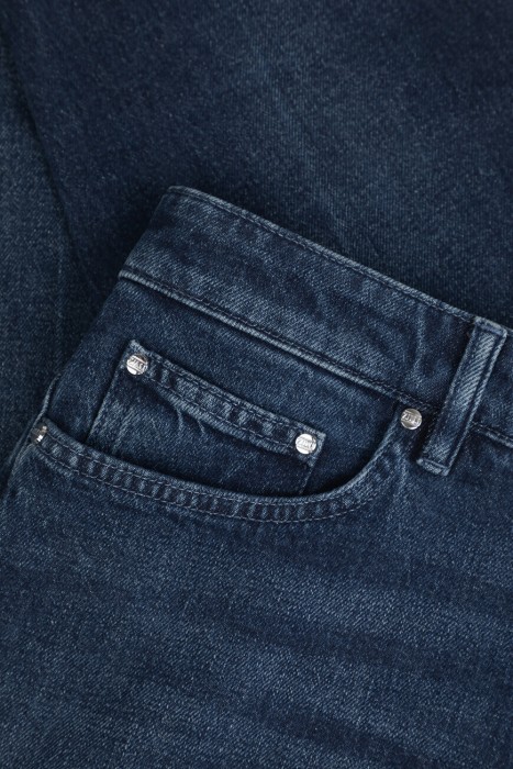 джинсы  повседневного стиля с лицевой стороны