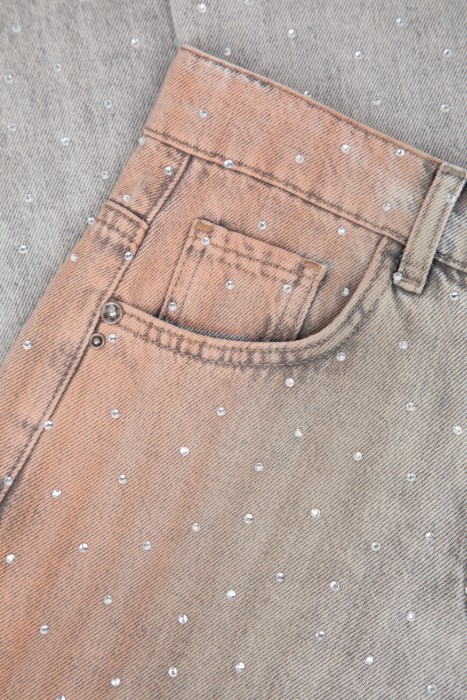 джинсы  универсального стиля с лицевой стороны