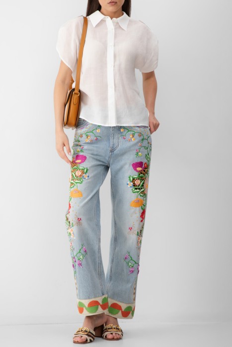 джинсы  универсального стиля с лицевой стороны