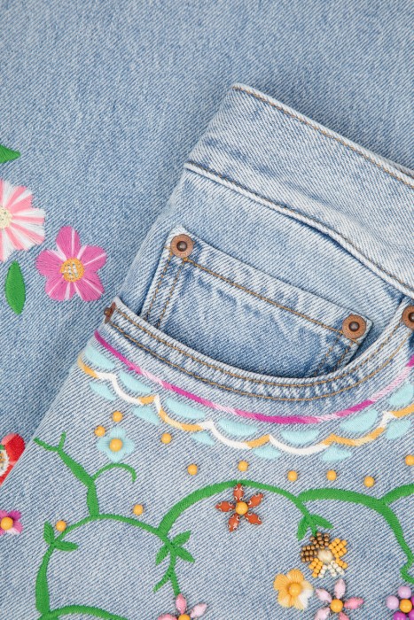 джинсы  вид слева