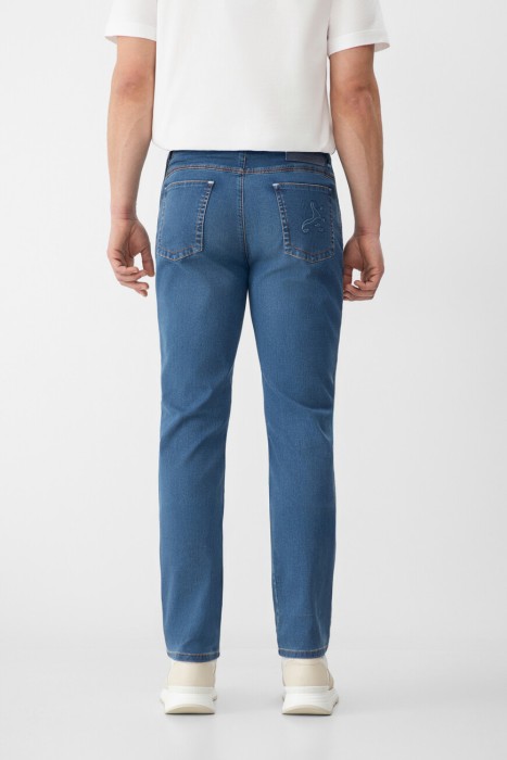 джинсы  от бренда zilli вид слева